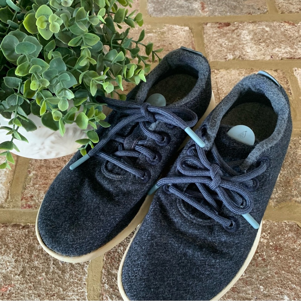 Allbirds | Navy Blue Athletic Wool Runners, Lightweight Shoes | 8